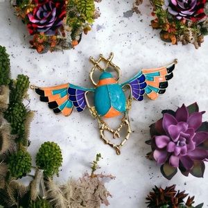 Beautiful Gold Tone Metal Enamel Painted Bug Insect Beetle Brooch Pin